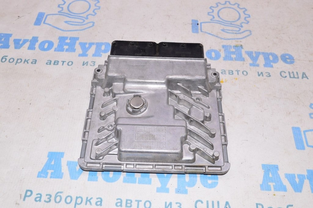 Блок ECU компьютер двигателя VW Passat b8 USA (01)
